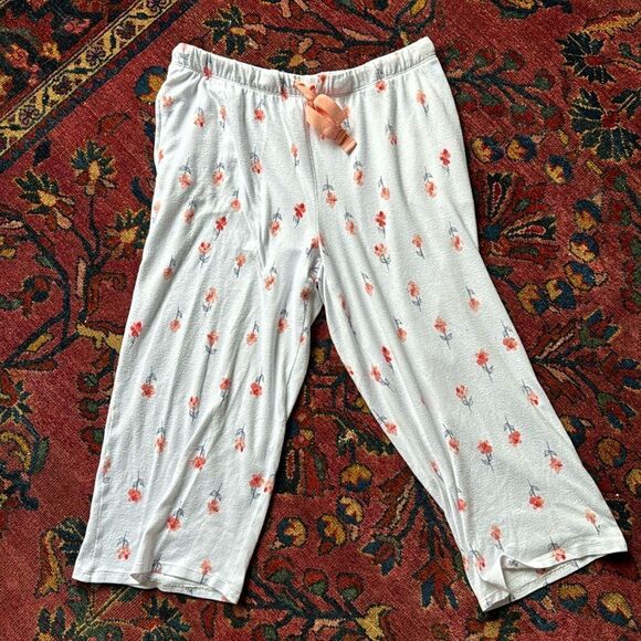 Ultra Soft Floral Drawstring Cropped Flare Lounge Pants Sleep Pajamas Medium - Picture 1 of 5